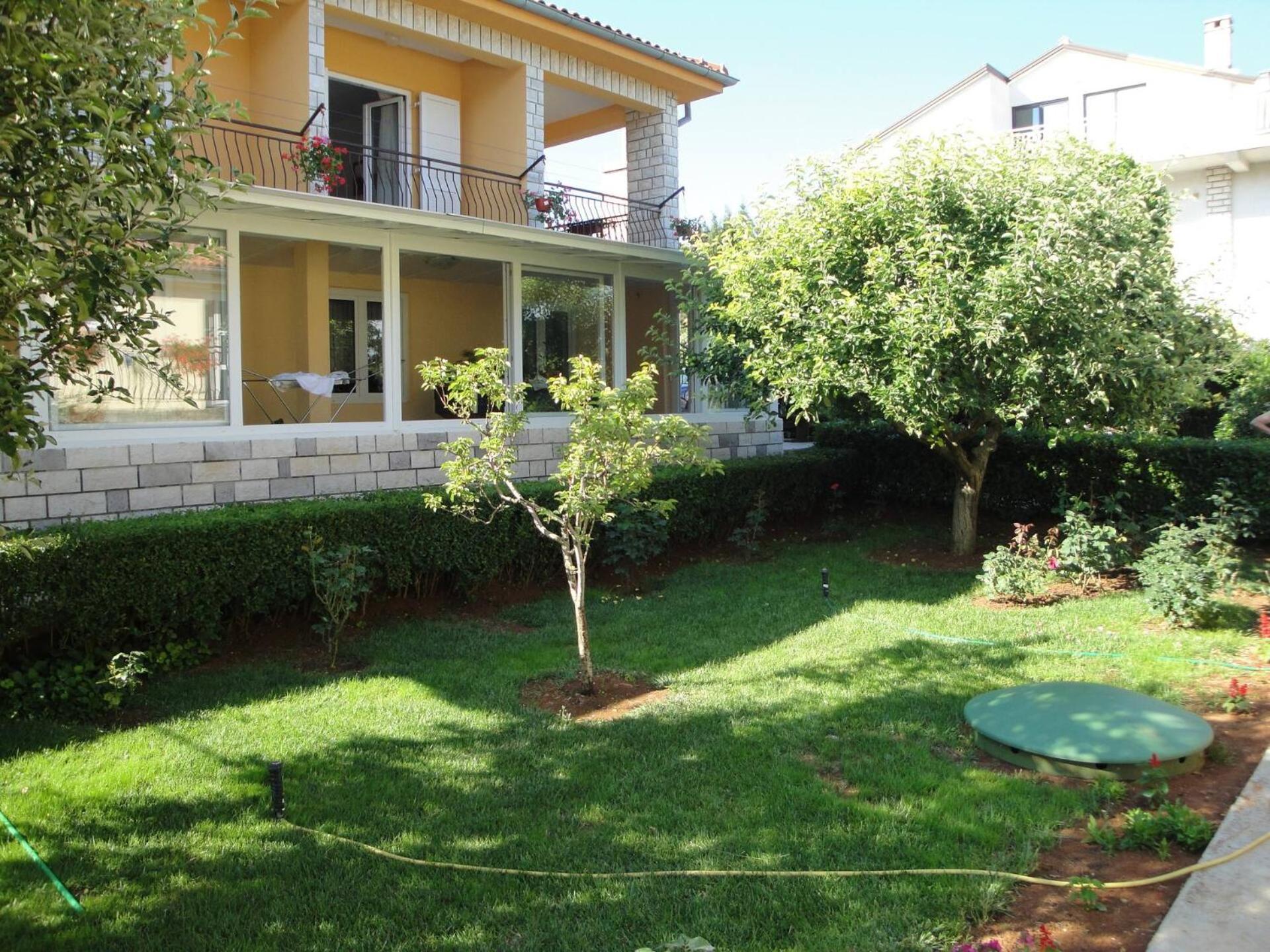Apartments Nevenka K. Čižići Exterior foto